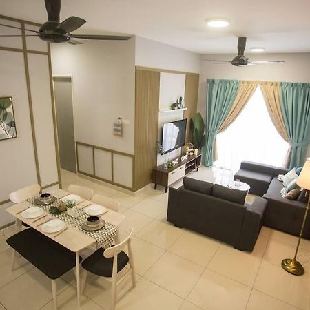 New Skysuites Lovely 2 Bedroom 4-6Pax Johor Bahru Exterior foto