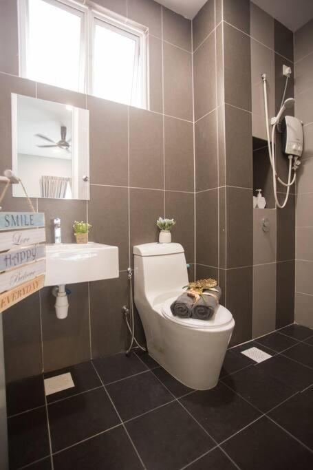 New Skysuites Lovely 2 Bedroom 4-6Pax Johor Bahru Exterior foto